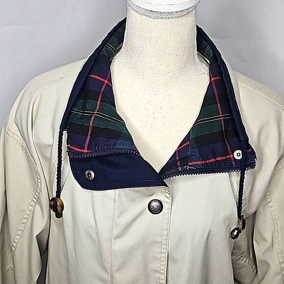 Raincoat by 1 Madison Beige Blue Plaid Neck Sleeve Bottom Size Small - Picture 2 of 9